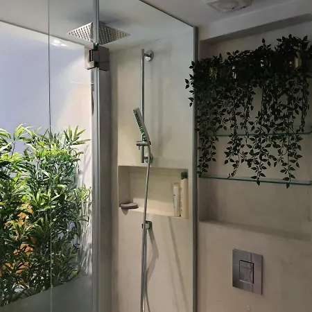 Exotic Fusion Double With Garden Lisbon